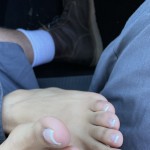 Busty toes