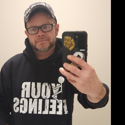 Cumloard82's profile picture