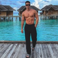 Maks Royal