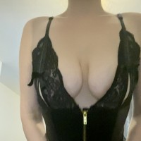 CurvyChloexox
