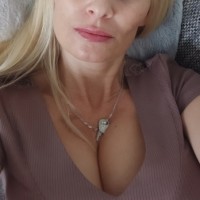 Sylwia White