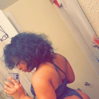 Kissmydivinity