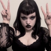 Eliza Luv