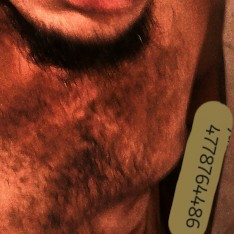 Des stars du porno sexys à poil dans des longs-métrages pornos ...