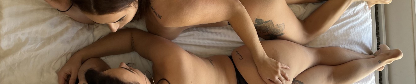 Thesexytwins