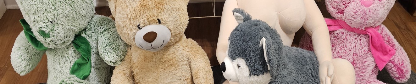 Plushie pussy fucker