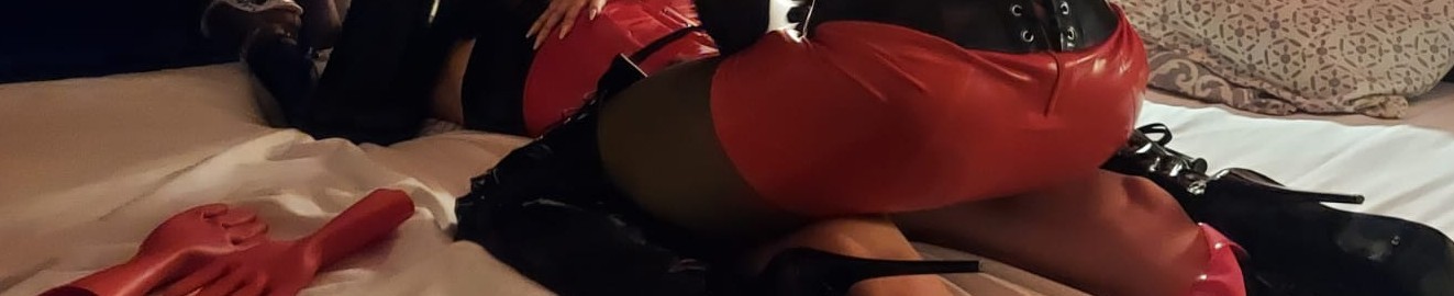 Dominatrix_tania