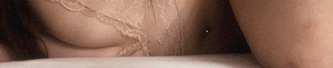 Daddysgoodgirl889