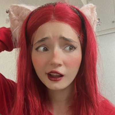 Emma Fiore - Official Profile | Fanhub