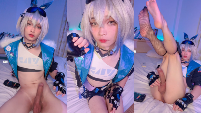 Honkai Star Rail's Adorable Femboy Cosplayer Plays With His Large Cock While Barefoot In The Room