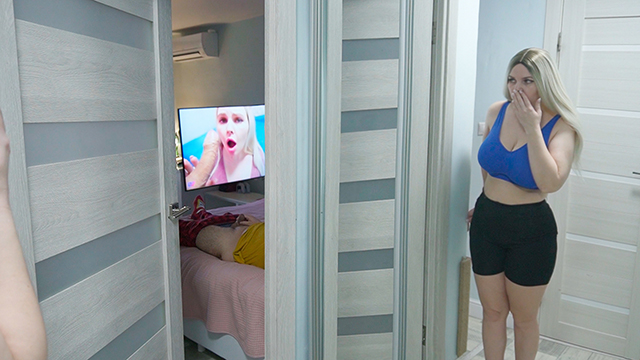 By Chance The Stepdaughter Caught The Stepfather Jerking Off