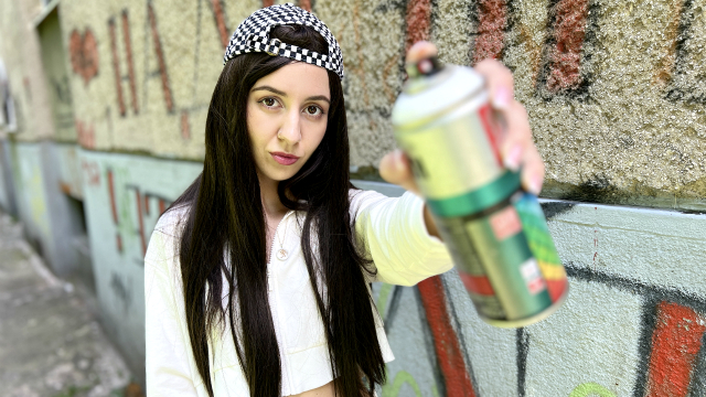 Rather Than Punishing A Hooligan Who Was Caught Painting Graffiti She Gave Them A Lot