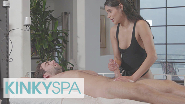 By Riding Her Boss' Cock Until He Explodes She Aced Her Interview