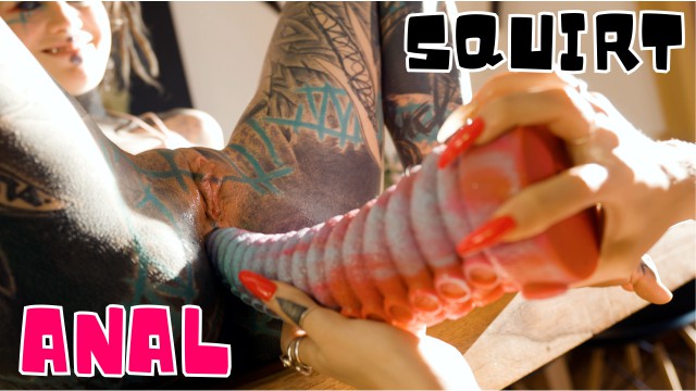 Lesbians With Tattoos Engage In Atm Pussy Licking While Playing With Large Anal Toys