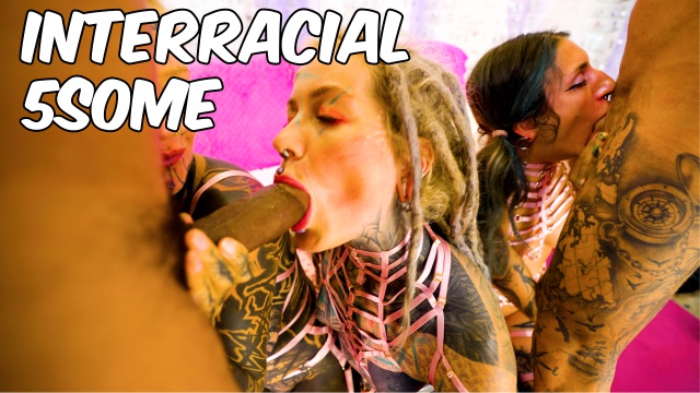 Babes With A Lot Of Tattoos Share White Cock And BBC In A Group Chaos