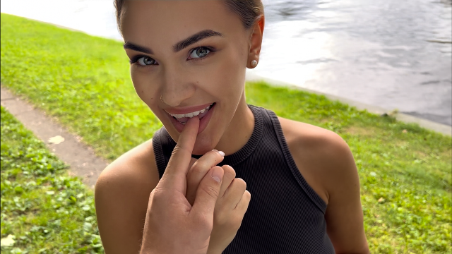 I Couldn't Wait For Him To Fuck Me Because I Was So Aroused In The Park