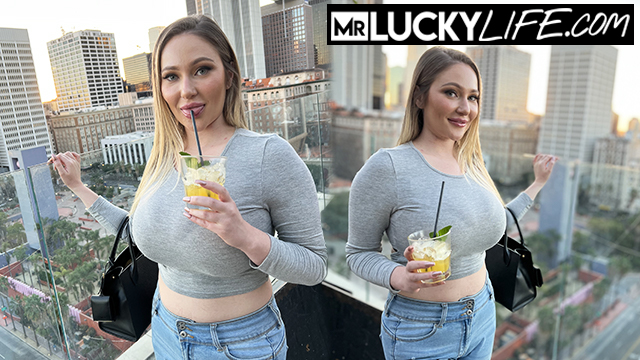 On Her First Date Attractive Blondie Aria Six Gets Fucked