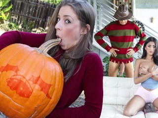 Halloweeni szexvideó összeállítás, ribancokkal és nagy mellekkel