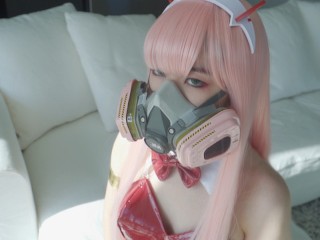 Sex s cosplayerkou v maske