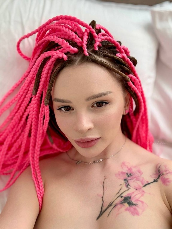 pink hair photo