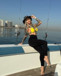 Solo content photo