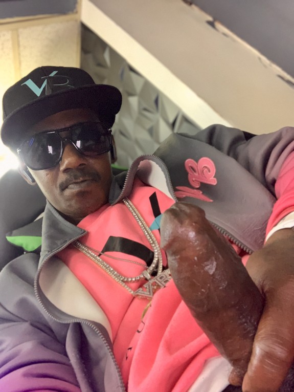 Flicks Of The Chocolate Banna Dick Message if U wanna Lick! photo