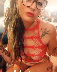 Buttslut photo