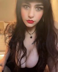 New Spooky Girl photo