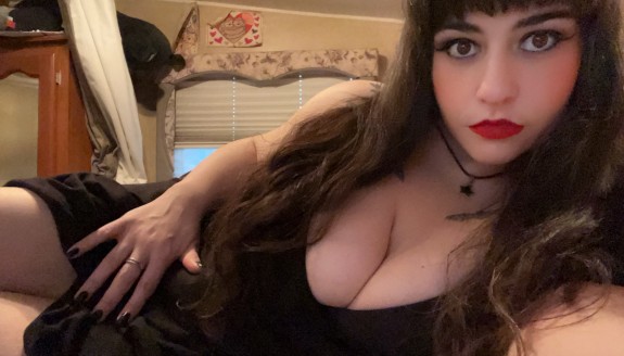 New Spooky Girl