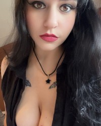 New Spooky Girl photo