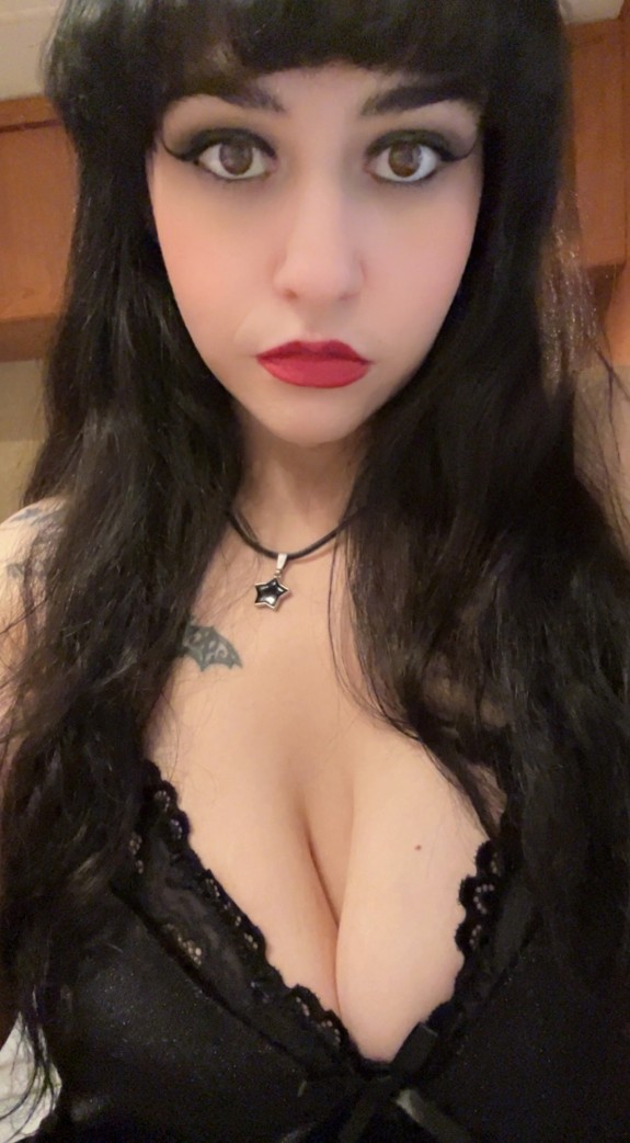 New Spooky Girl