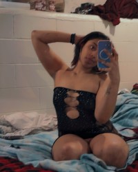 my sexy slutty body photo