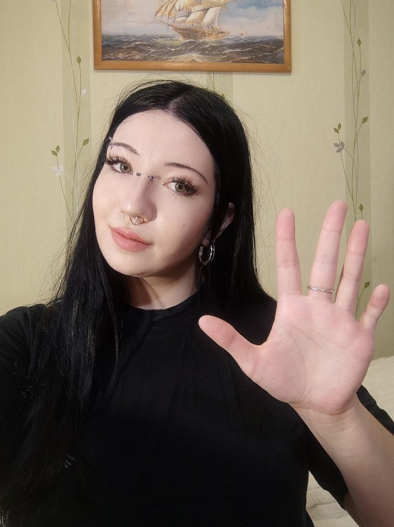 Your girl little cute white 18 year old girl