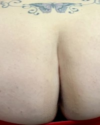 CAN MAKERED SWEATPANTS LOOK SAFE IN THE HEART OF LA- FOLLOW U ANYWHERE! photo