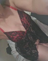 Ittybitty titties photo