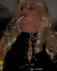 200 SHIRLEY SLUT photo