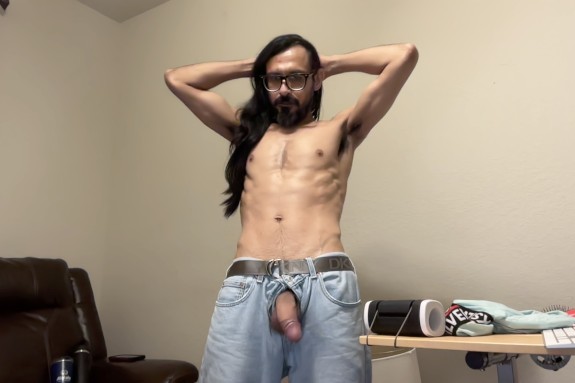 LOVENSE CALOR DEFEATED BY MY BIG DICK photo