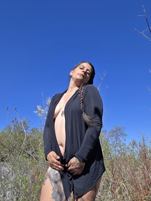 Mommy adventure in the sun 🫦