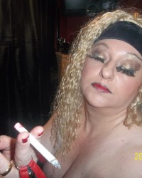 21 SHIRLEY SLUT photo