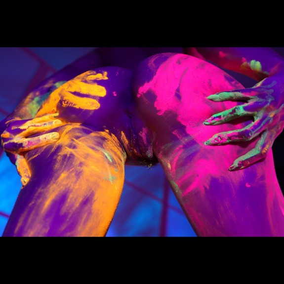 NEON NUDE MET ART photo