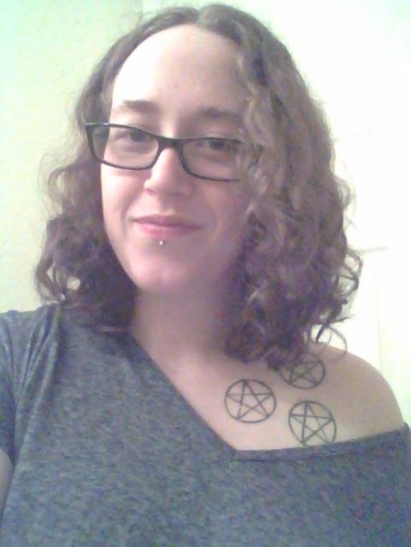 I'm always a dirty slut for Daddy and he likes it when I share