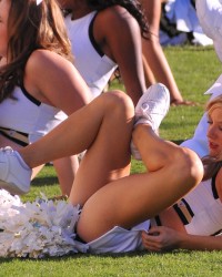 Cheerleaders photo