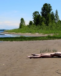 Fun with strangers at the nude beach! ( Photo: S. Thánatos ) photo
