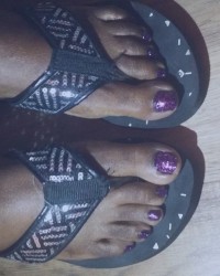 Pretty toes photo