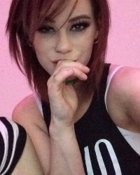 Newww Foxx photo