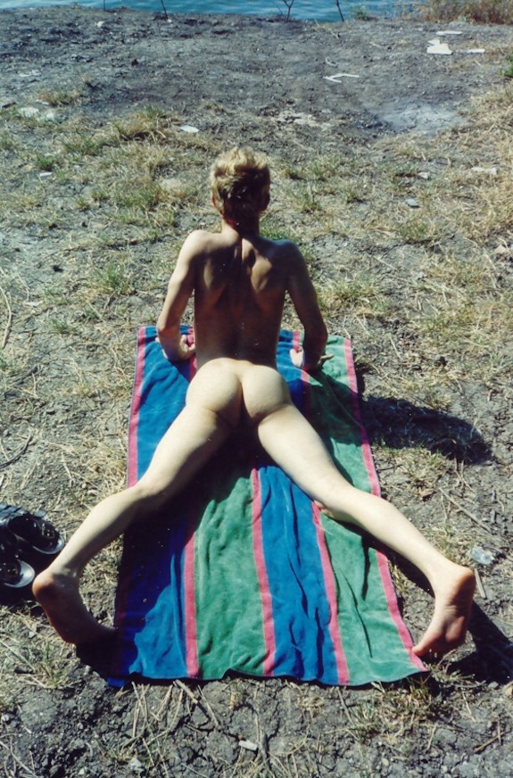 photo shoot at the lake