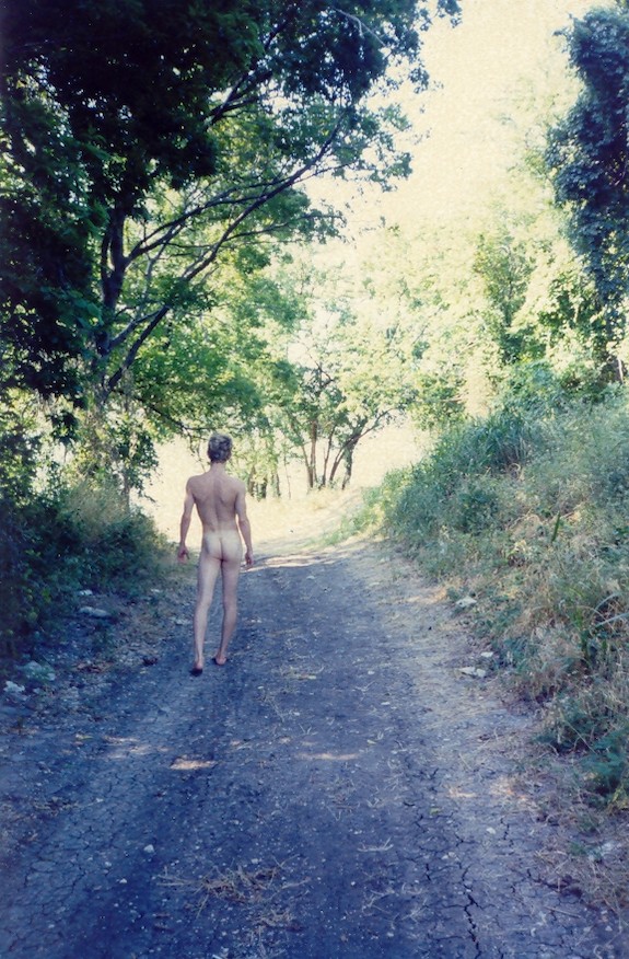 photo shoot at the lake