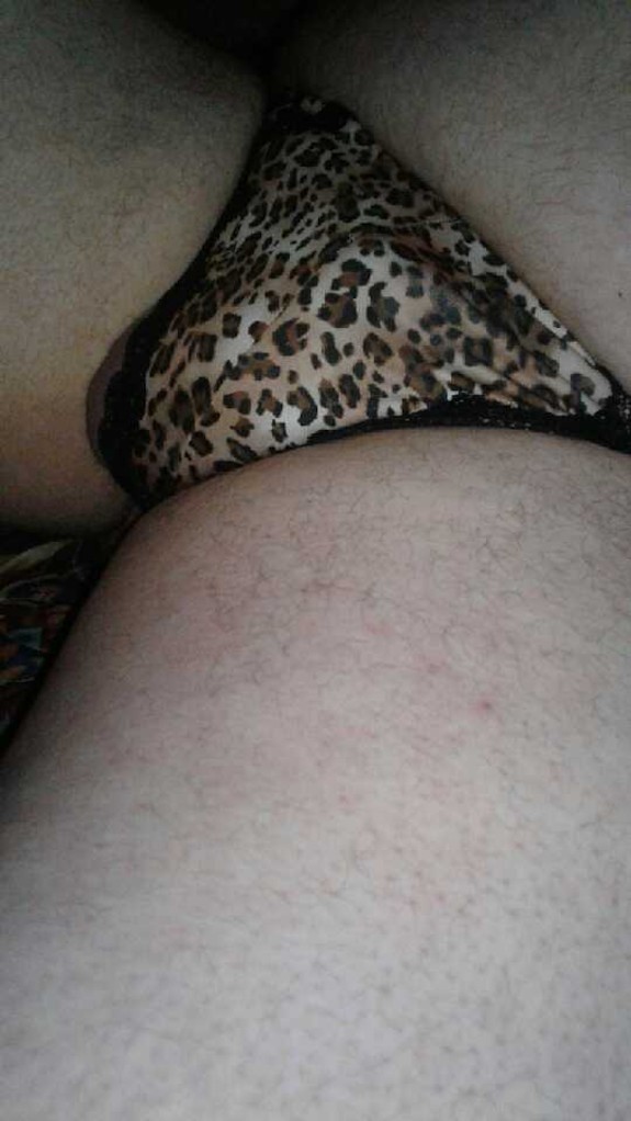 Gf made me be her bitch and wear panties and tuck my dick