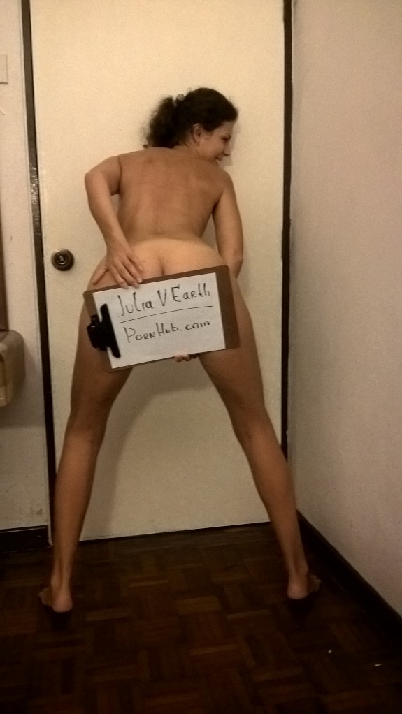 I make picture for verification on PornHub