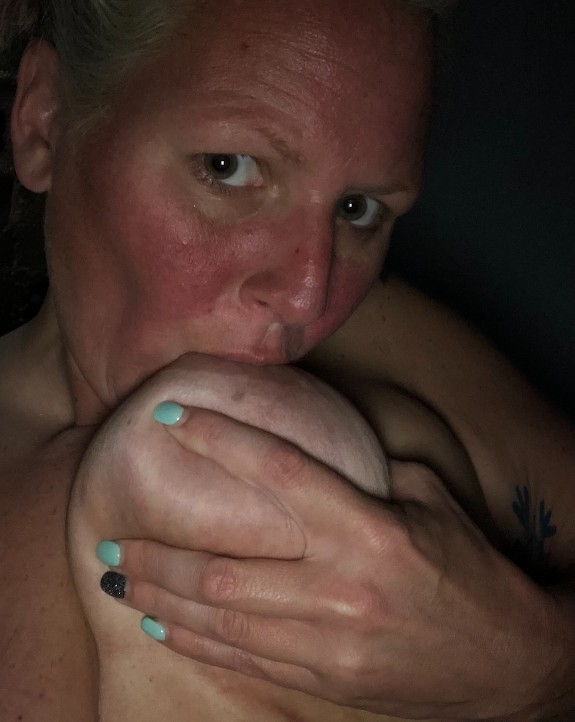 My tits are begging to bust out!!